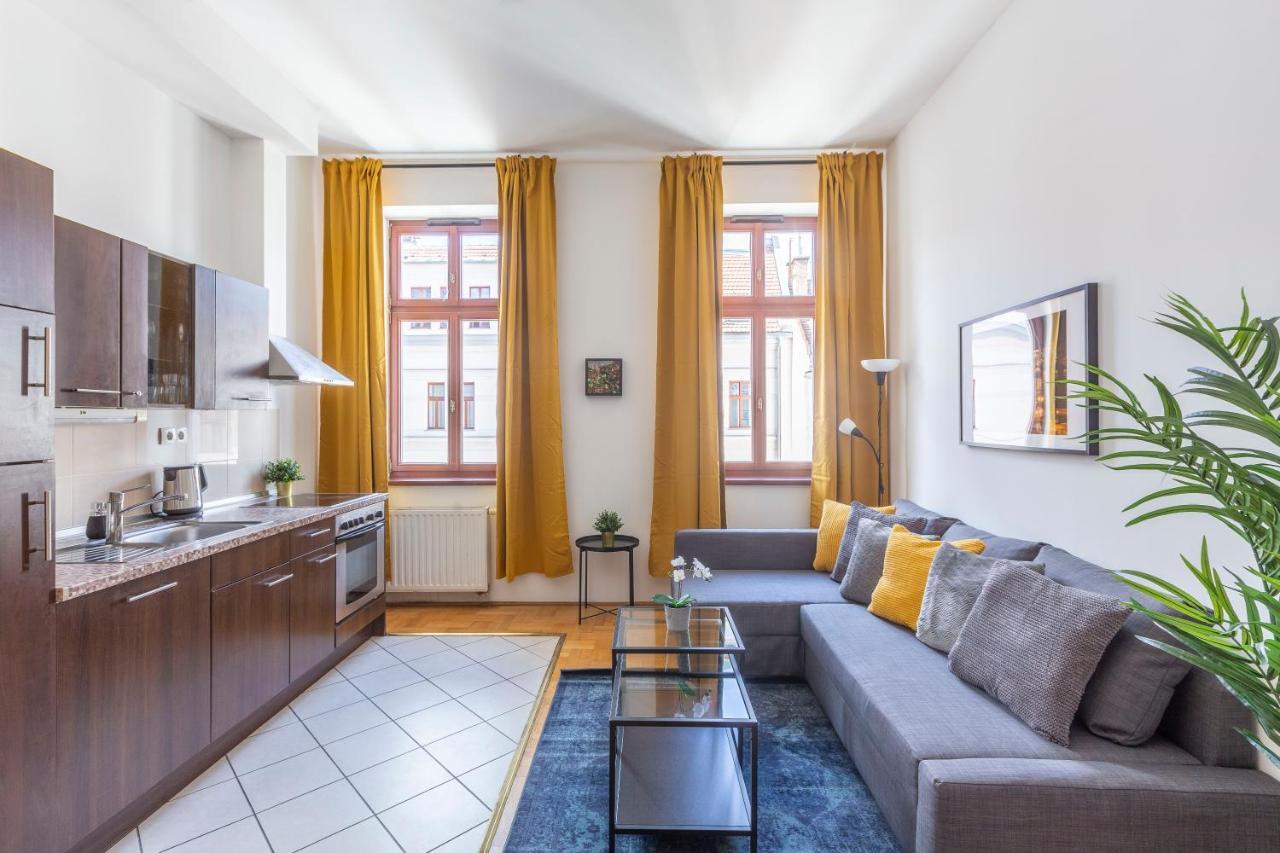 Downtown Cozy Home In The Gozsdu Garden Boedapest Buitenkant foto
